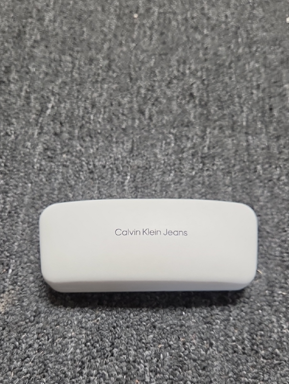 Calvin Klein Jeans White Hard Sunglass Case
